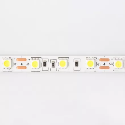 LED szalag 300 14.4W/m 6500K 800lm/m 12V IP20 /5m/