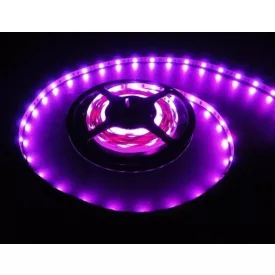   LEDmaster Prémium 30 LED/méteres 12 V-os beltéri RGB 5050 LED szalag 5 m / tekercs