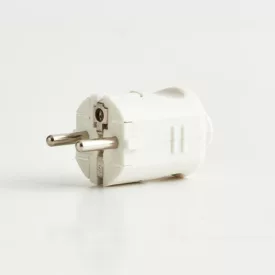 Földelt dugvilla egyenes