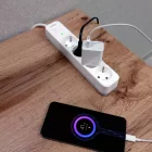 Videx Oncord fehér színű 4-es professzionális hosszabbító kapcsolóval 3m-es kábellel