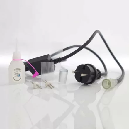 Eurolamp LED fénykábelhez való csatlakozókészlet, 1,5 m